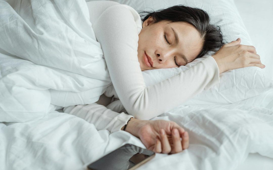 Can You Wear Hard Contact Lenses Overnight?