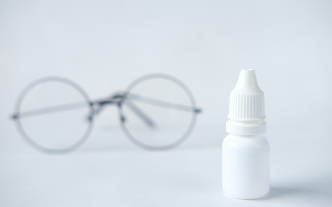 What Eye Drops Can Contact Lens Wearers Use for Dry Eyes?