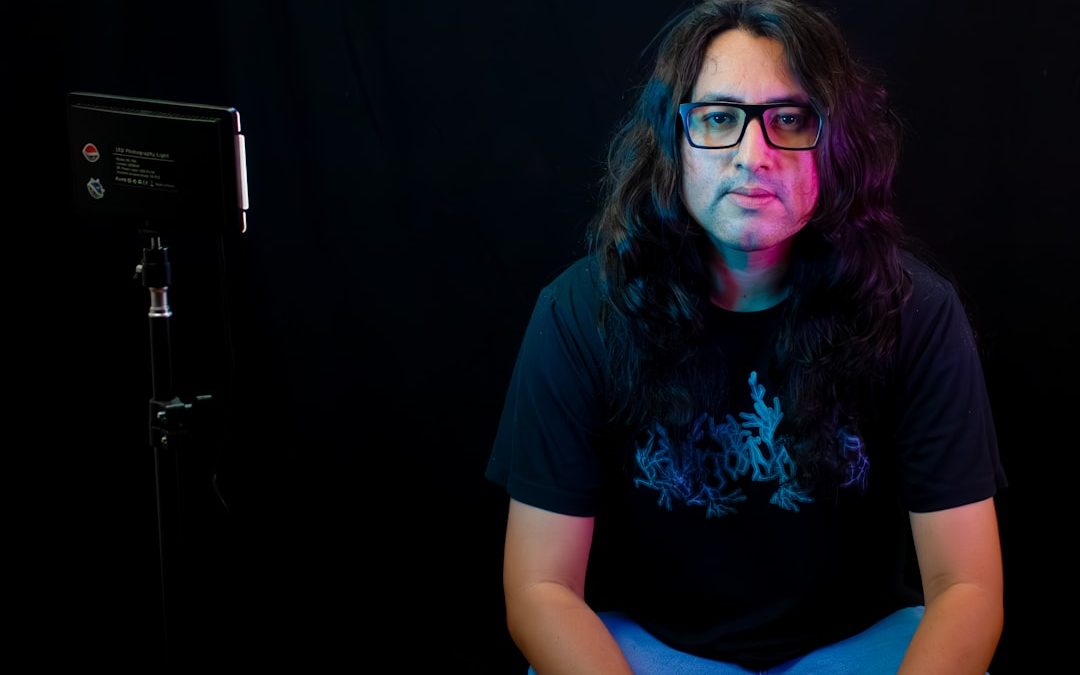 Choosing the Right Glasses: Blue Light vs. Regular